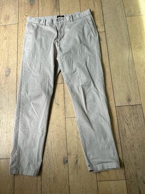 H&M Men's Chino Pants in Light Khaki